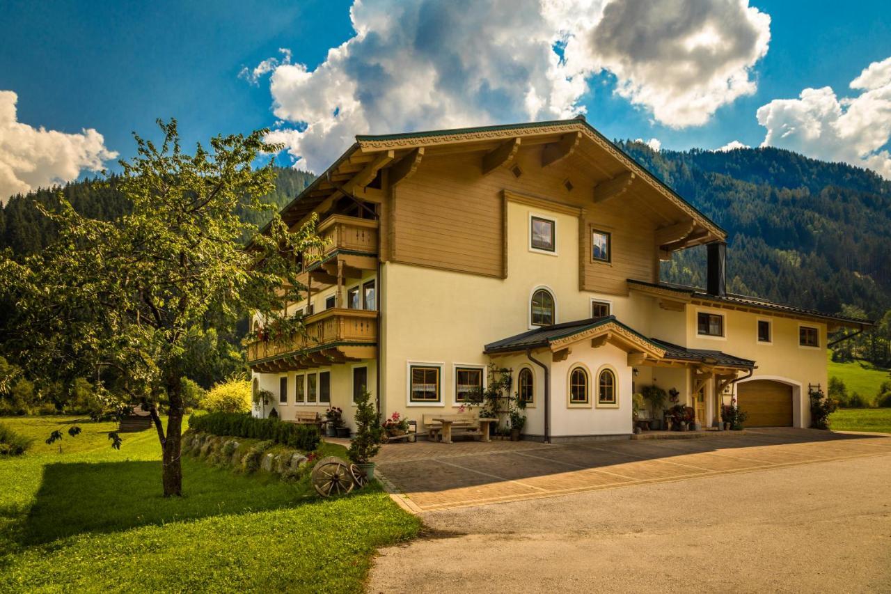 Bio-Bauernhof Obertrattenbachhof Neukirchen am Großvenediger Eksteriør bilde